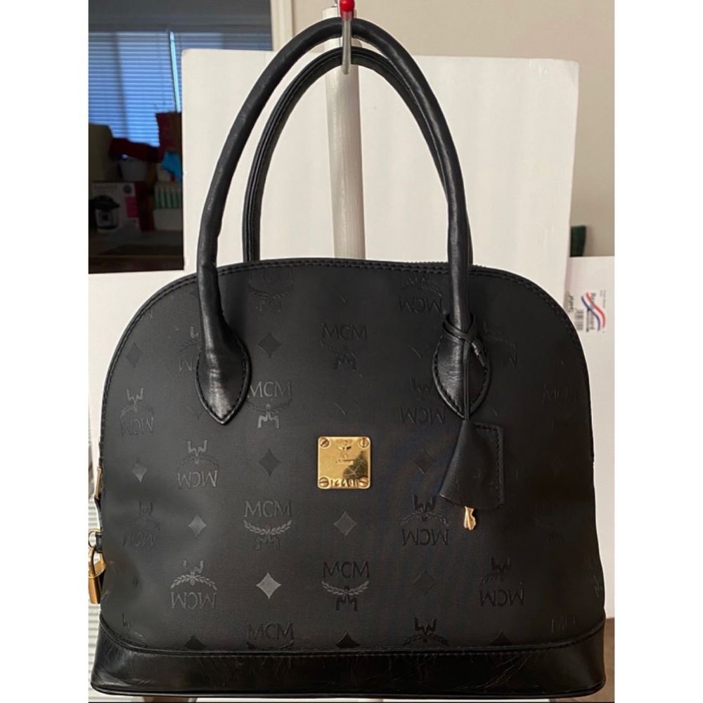 💯Authentic MCM Black Visetos Bag and Padlock Key